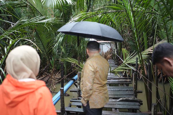 Dilewati Anak Sekolah, Jembatan Kaccia Dikerjakan Maret 2026