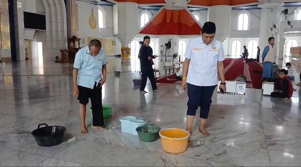 Komisi D Temukan Baskom di Masjid 99 Kubah, Kadir: Air Masih Menetes