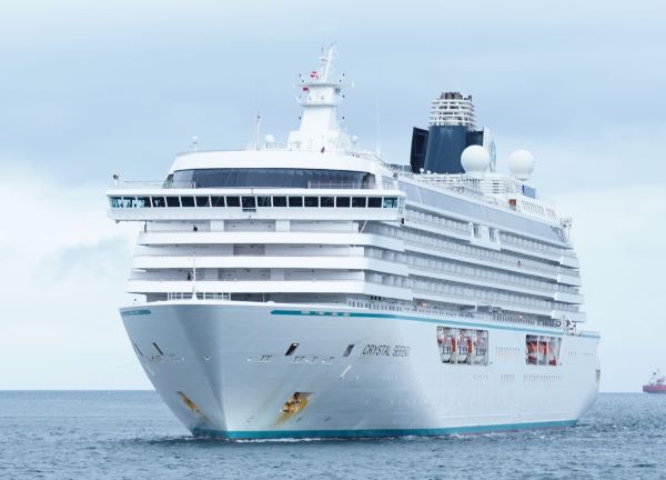 Kapal Pesiar Crystal Serenity Tiba di Makassar, SPJM Pastikan Proses Berjalan Lancar