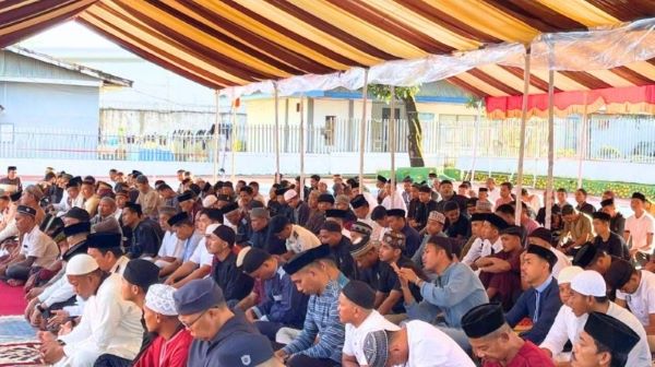 Momentum Fitrah, Ratusan Warga Binaan Lapas Maros Khusyuk Laksanakan Salat Idulfitri