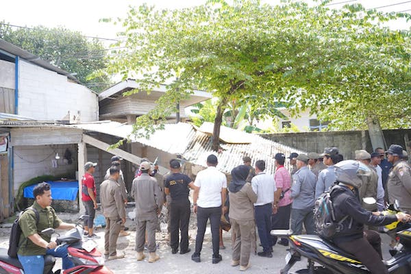 10 Tahun Kuasai Fasum, 167 PKL Biringkanaya Ditertibkan