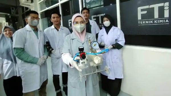 Mahasiswa UMI Ciptakan Prototipe Mobil Berbahan Bakar Kimia Ramah Lingkungan