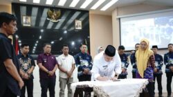 Pusdal LH-SUMA dan Camat Se-kota Makassar Teken Komitmen Reformasi Sampah