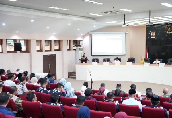 Azril Rasul Pastikan Pusdal LH-SUMA Dukung Makassar Benahi Sampah