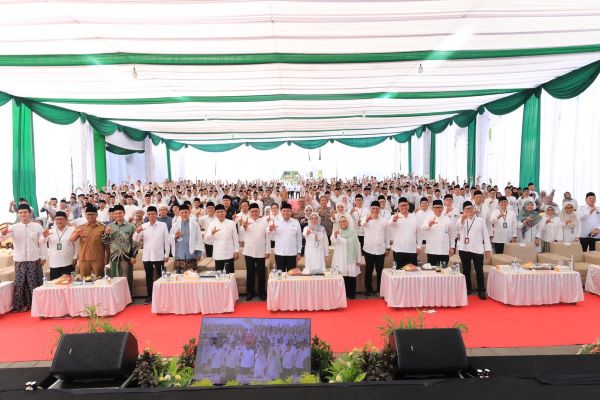 Ekosistem Pesantren Diperkuat Lewat Literasi dan Akses Keuangan Syariah