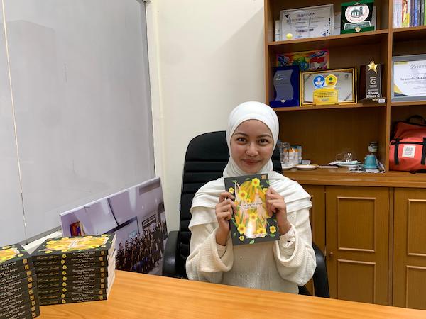 Rintik Sedu Dalami Industri Parfum dan Penerbitan Buku dalam Karya Terbarunya